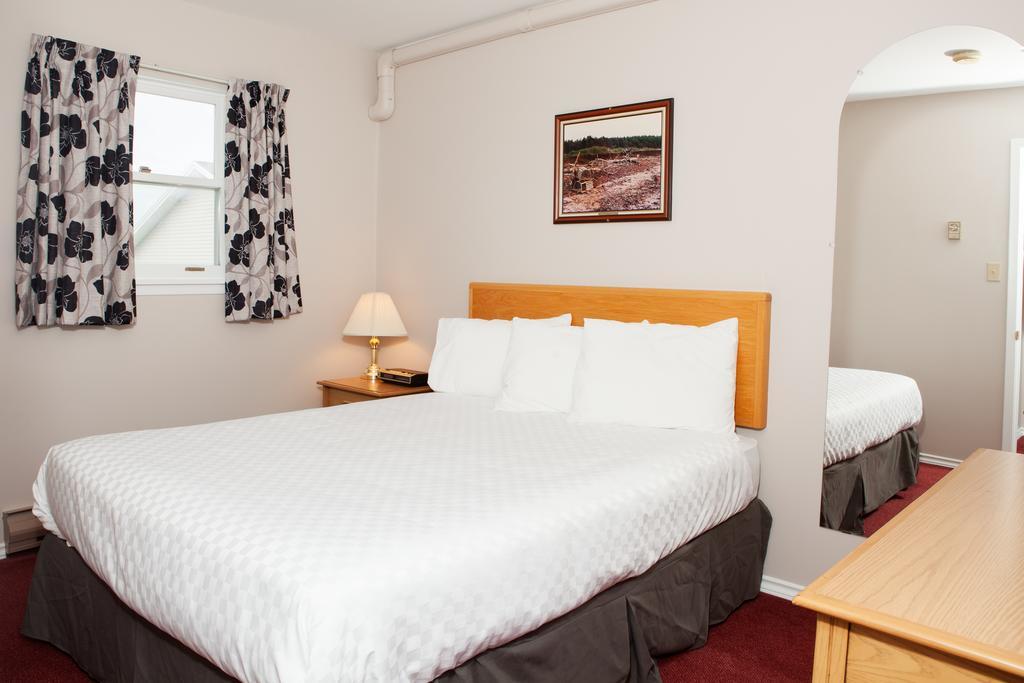 Brackley Beach Northwinds Hotel Exterior foto